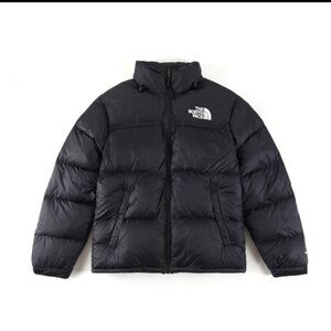 The North Face 1996 Retro Nuptse Jacket in TNF Black. Winter jacket